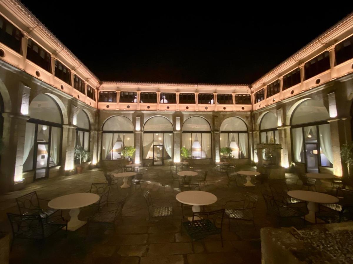 Parador De Trujillo Exterior photo