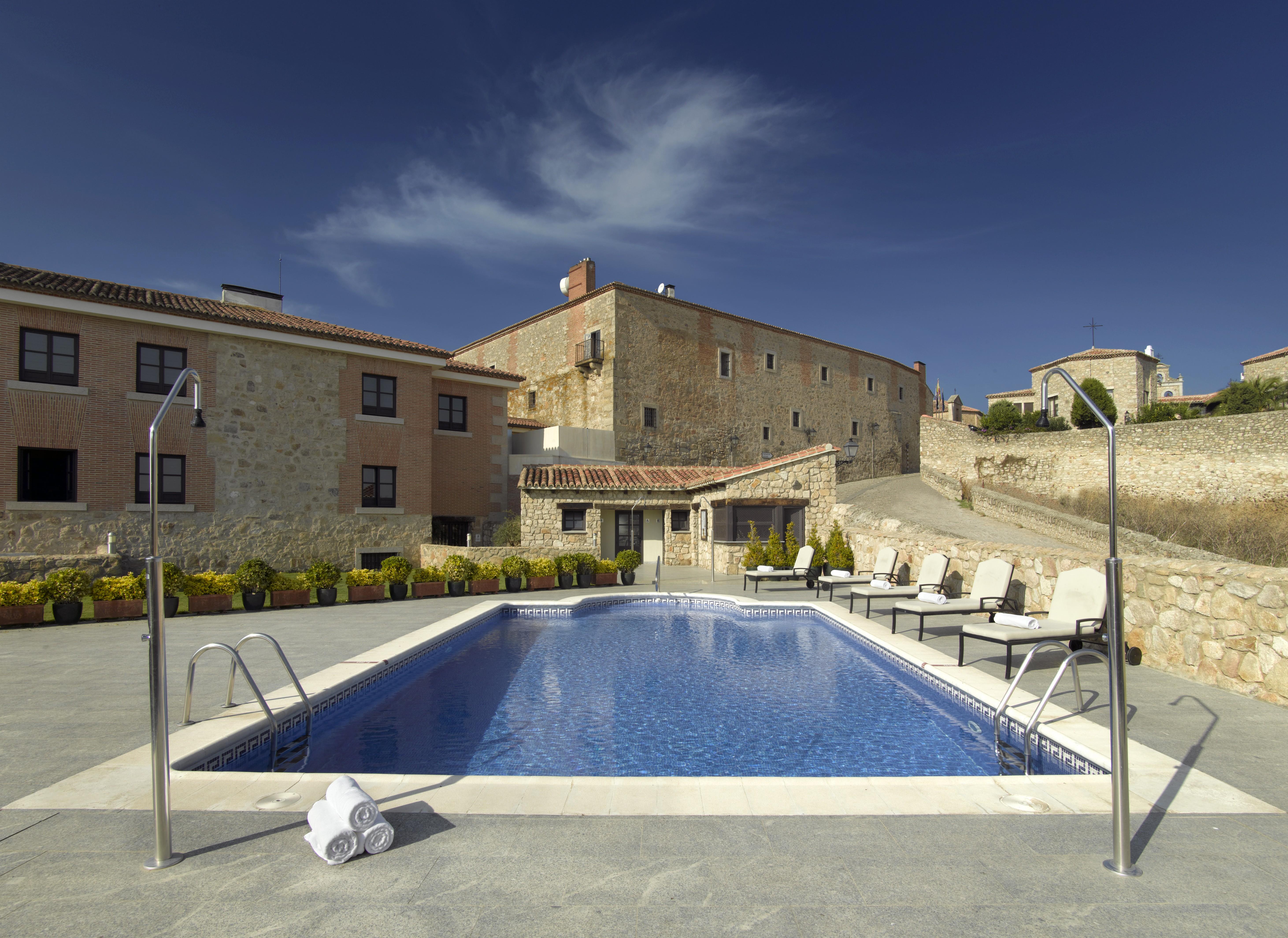 Parador De Trujillo Exterior photo